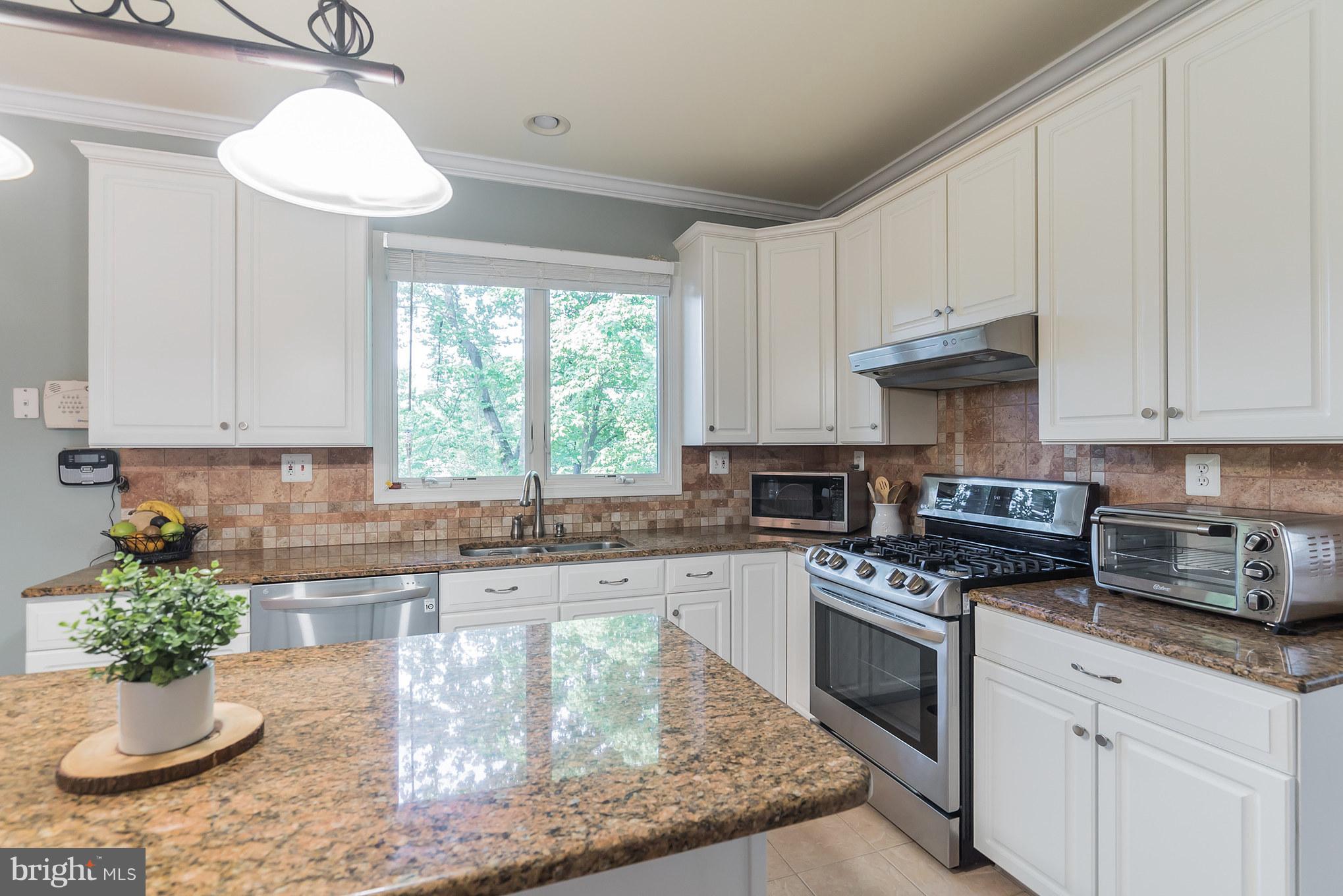 RIDGEGATE WOODS - Residential