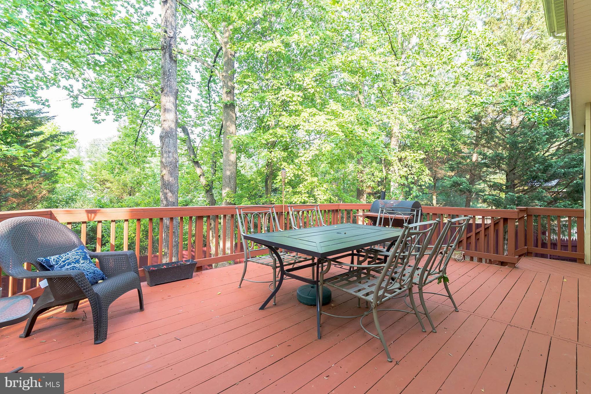 RIDGEGATE WOODS - Residential