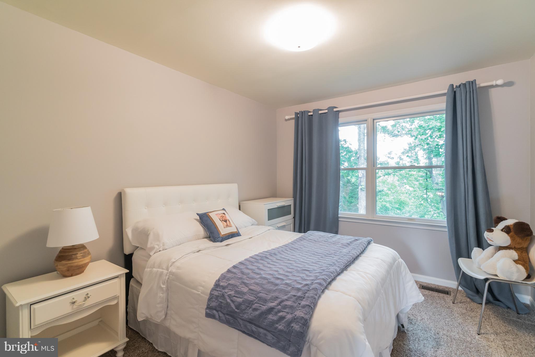 RIDGEGATE WOODS - Residential