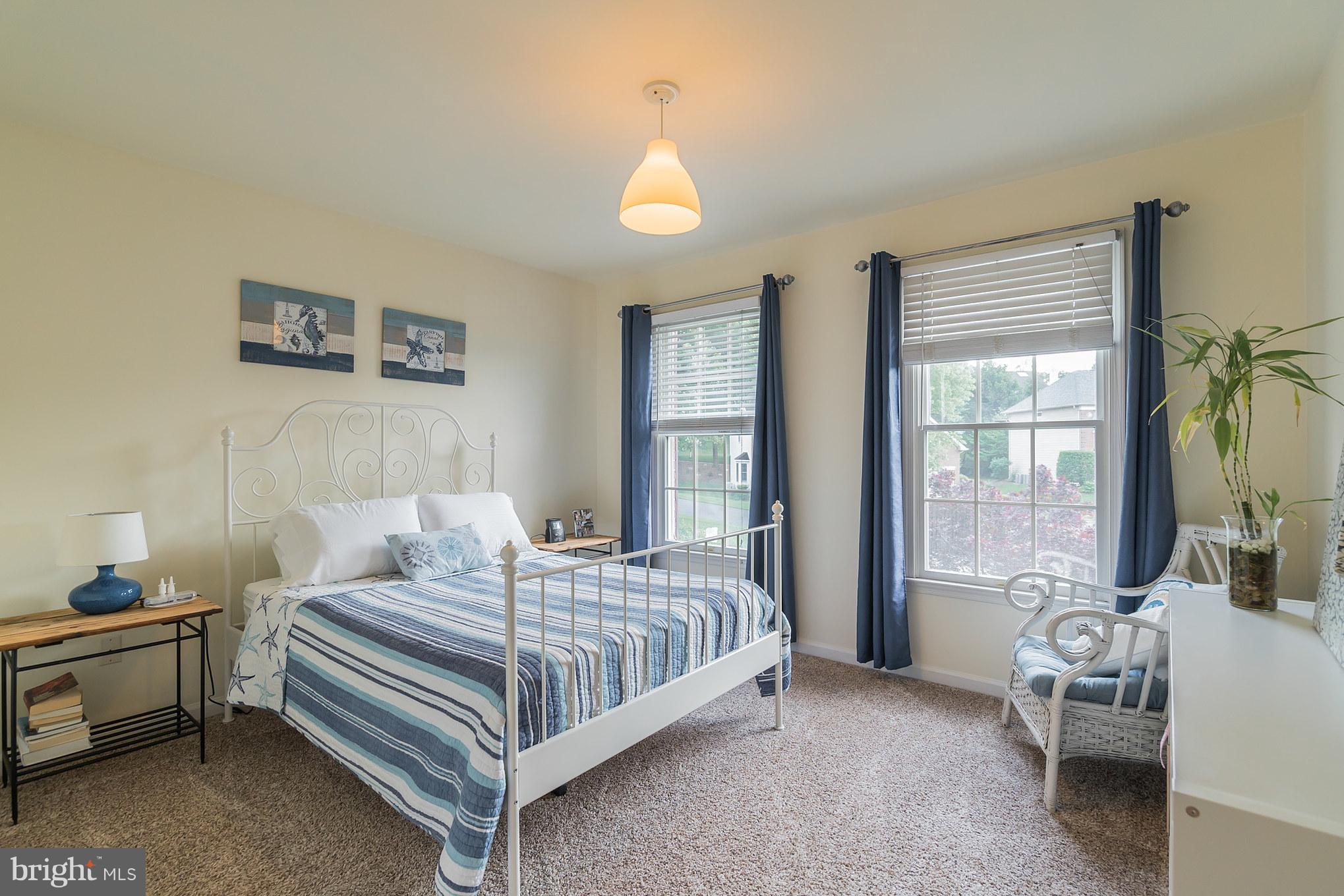 RIDGEGATE WOODS - Residential