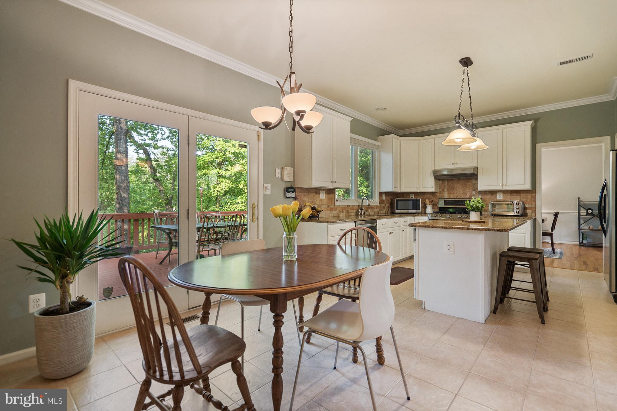 RIDGEGATE WOODS - Residential