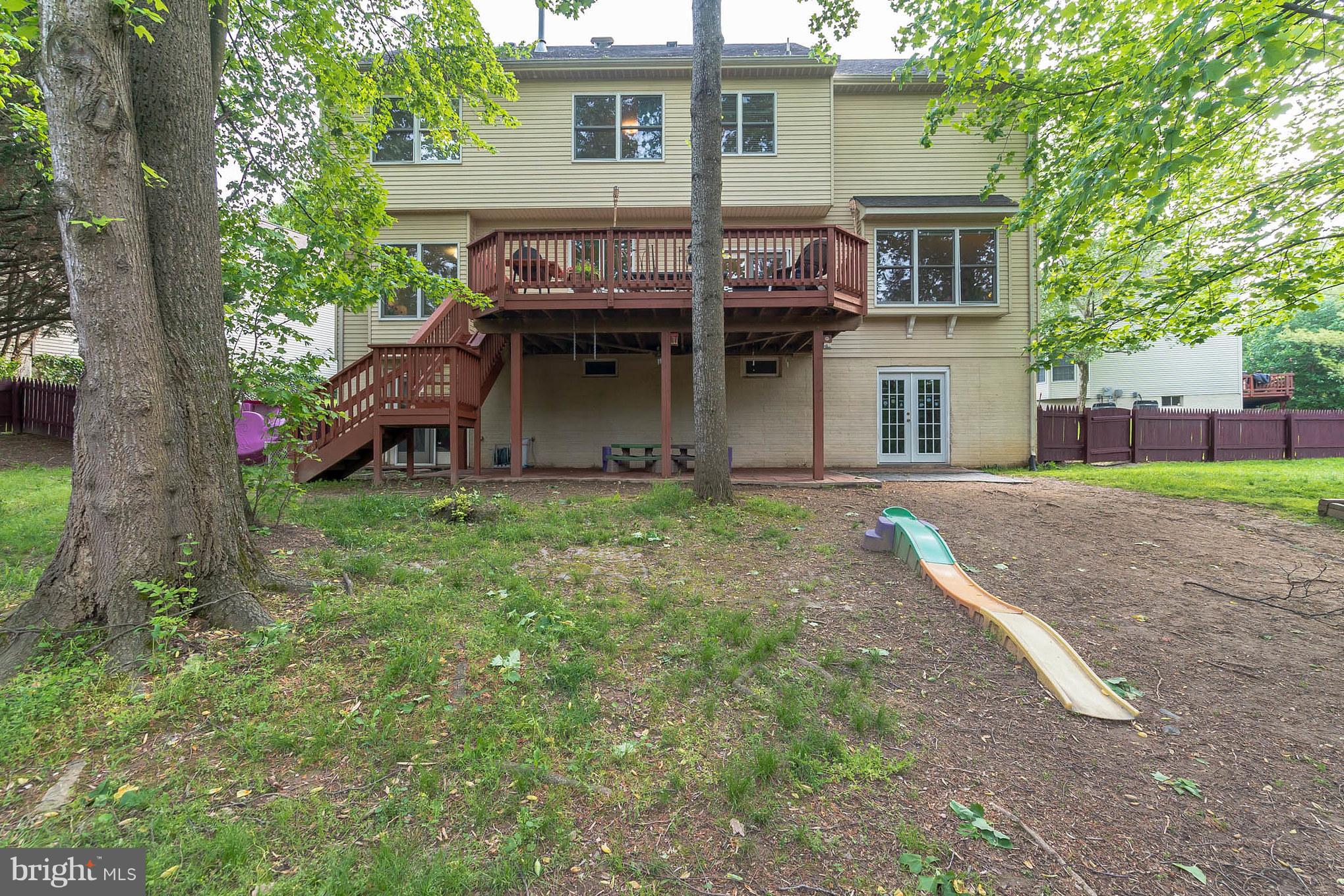 RIDGEGATE WOODS - Residential