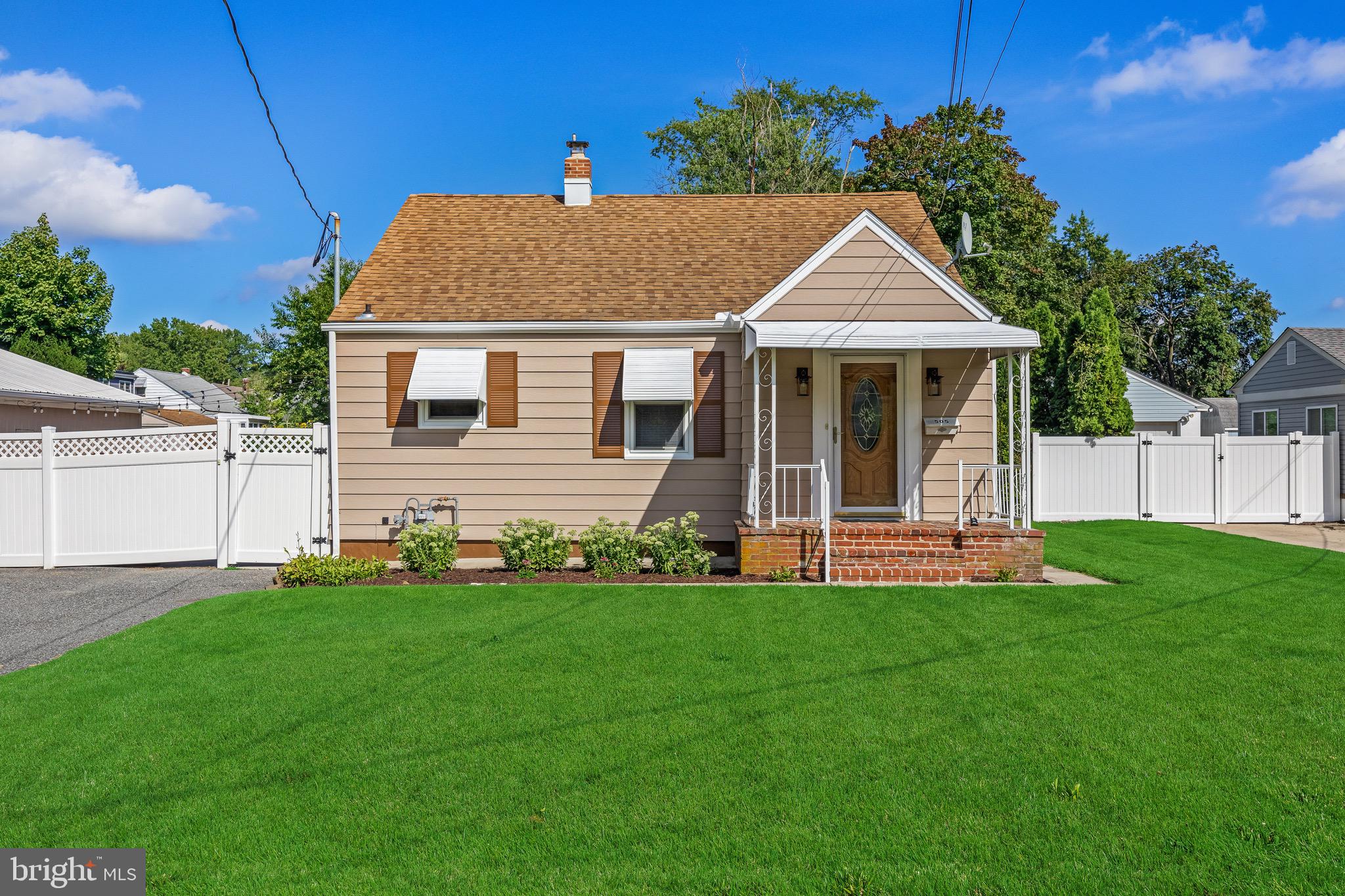 505 HAZEL AVENUE