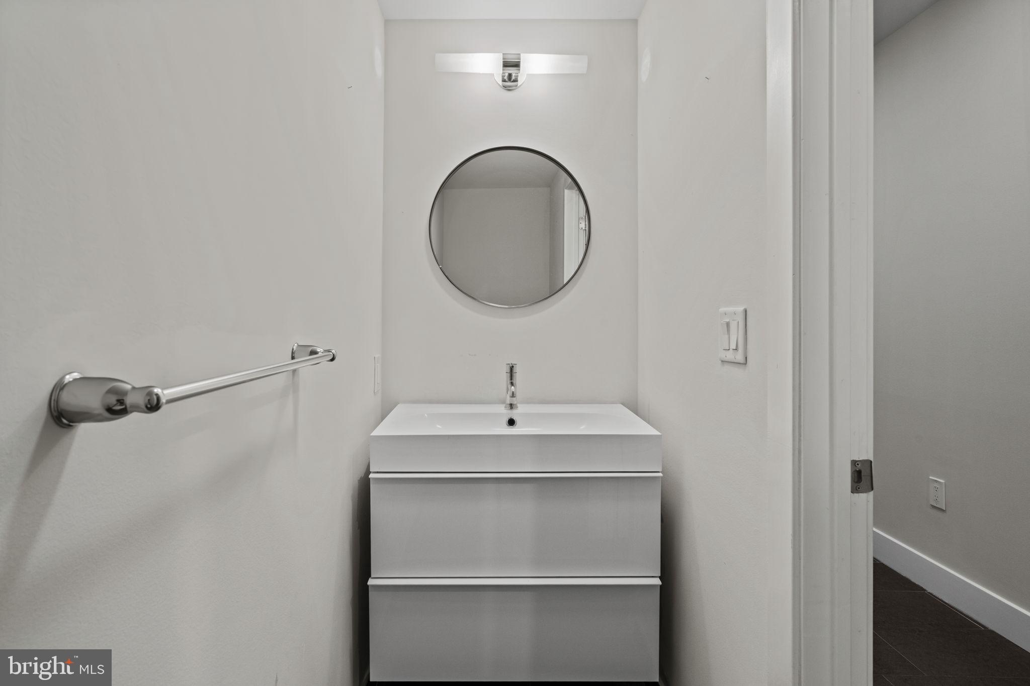 FAIRMOUNT - Residential