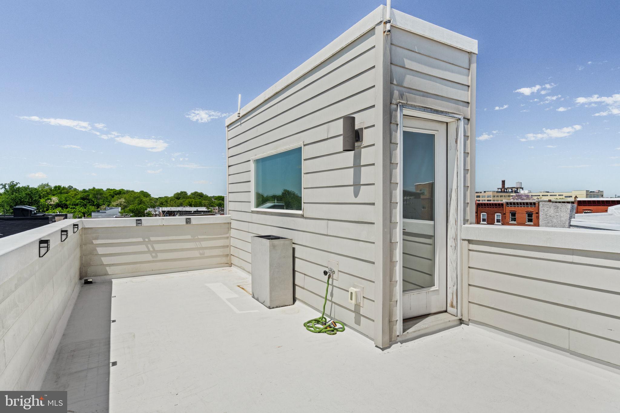 FAIRMOUNT - Residential