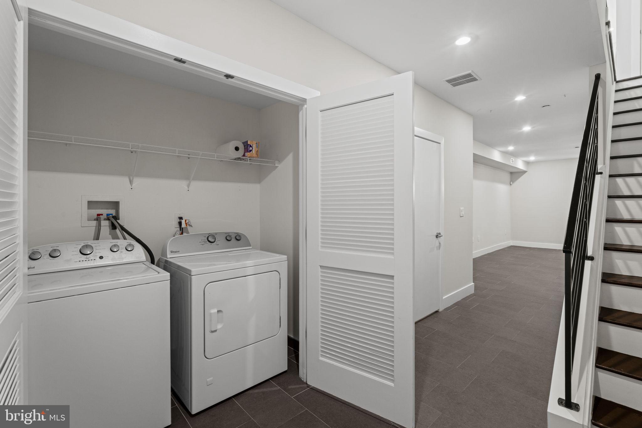 FAIRMOUNT - Residential