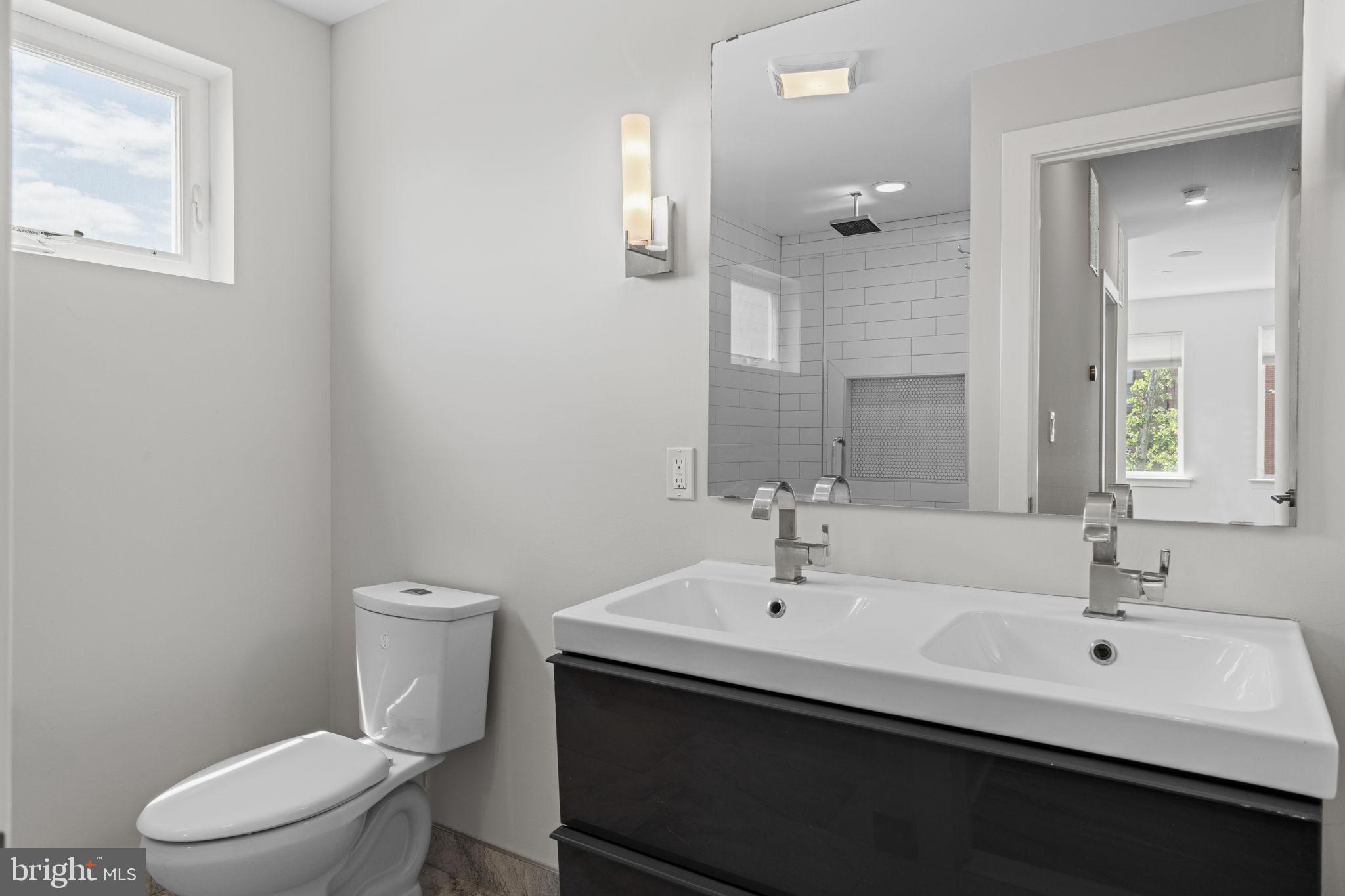 FAIRMOUNT - Residential