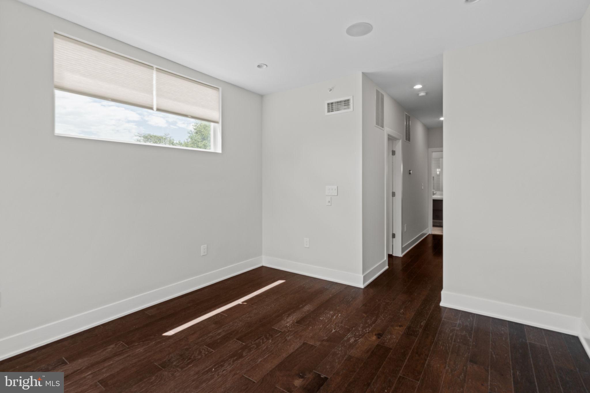 FAIRMOUNT - Residential