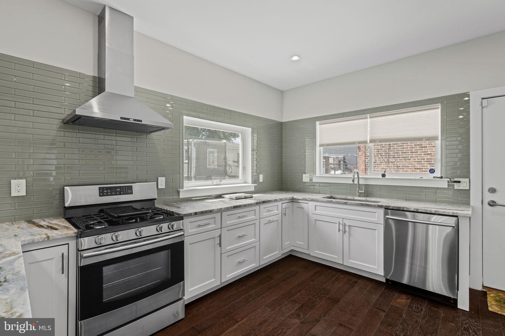 FAIRMOUNT - Residential