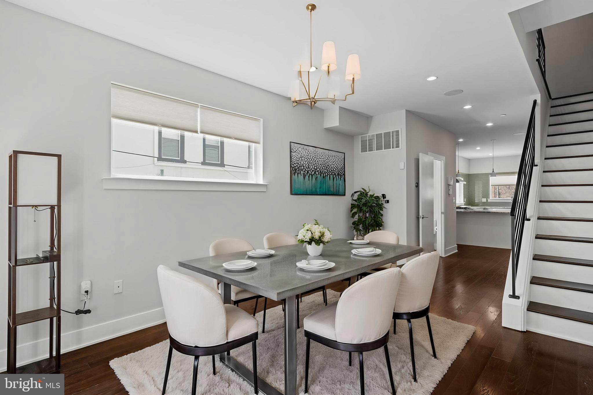 FAIRMOUNT - Residential