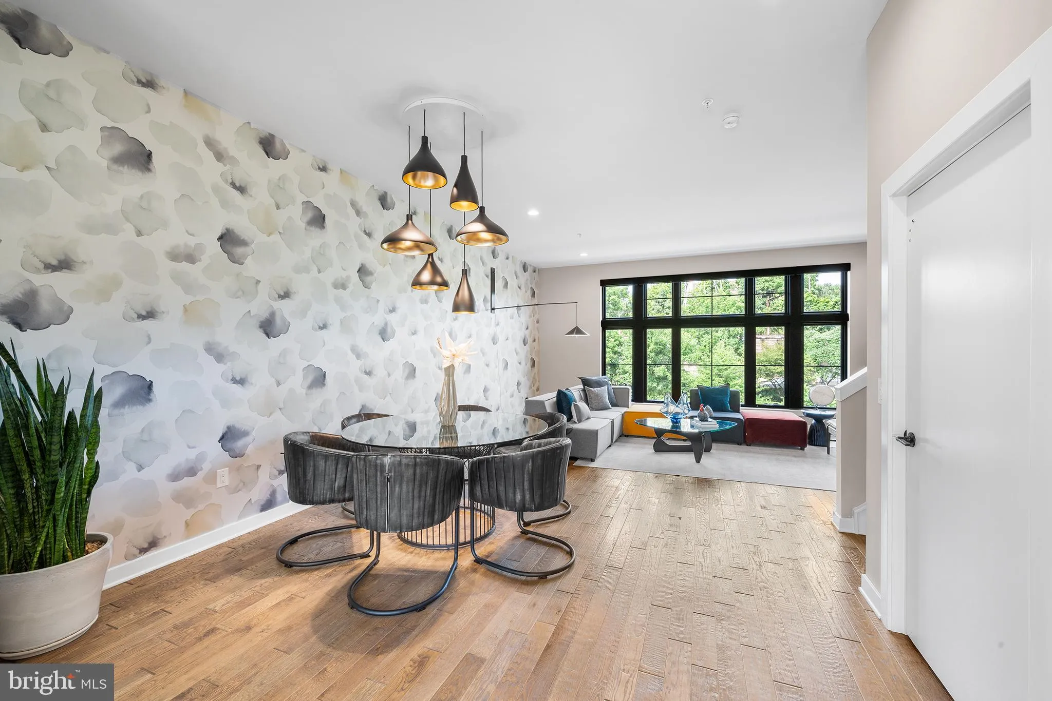 Philadelphia, Pennsylvania 19127, United States, 4 Bedrooms Bedrooms, ,4 BathroomsBathrooms,Residential,Contingent,53194