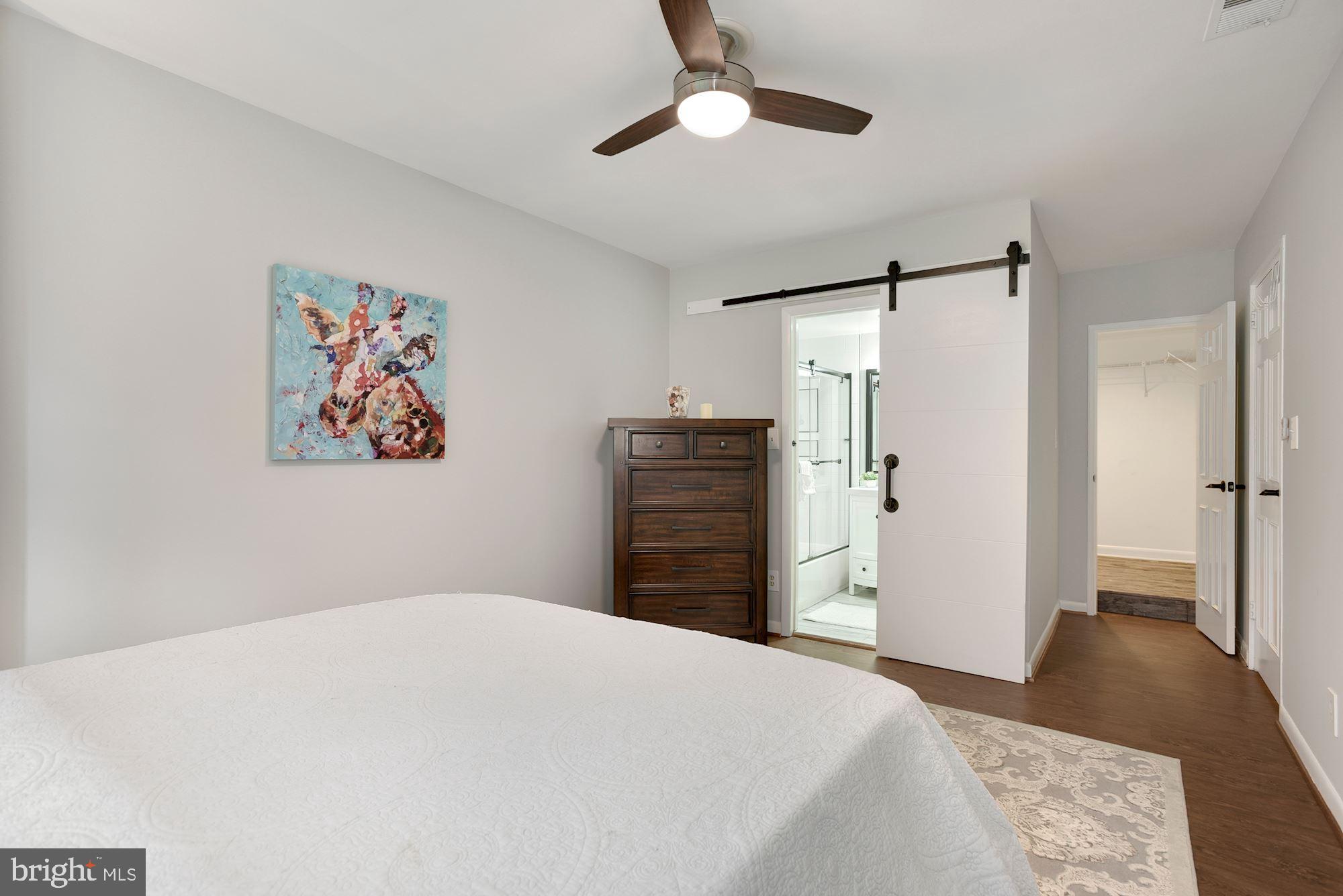 SEMINARY WALK - Residential