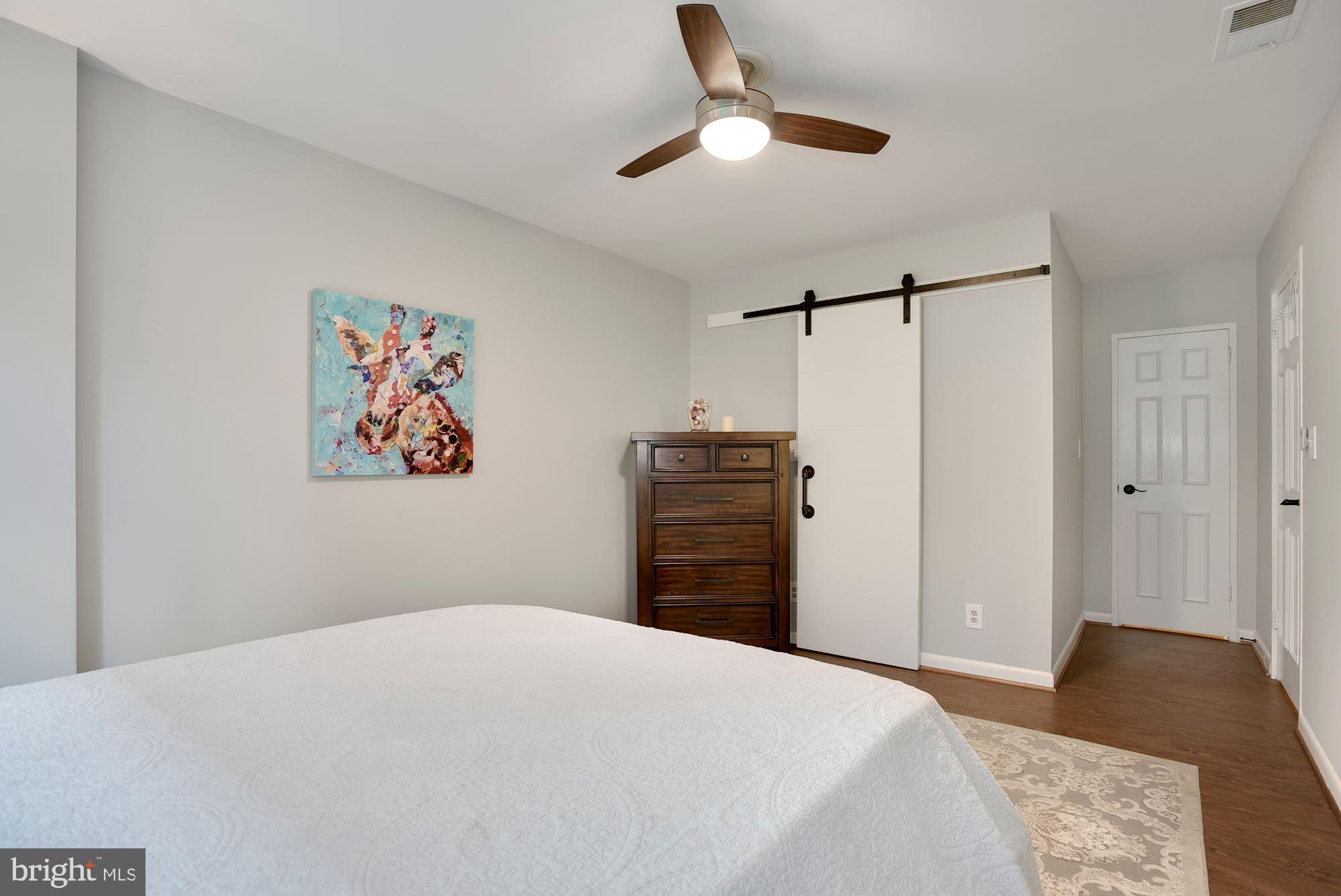 SEMINARY WALK - Residential