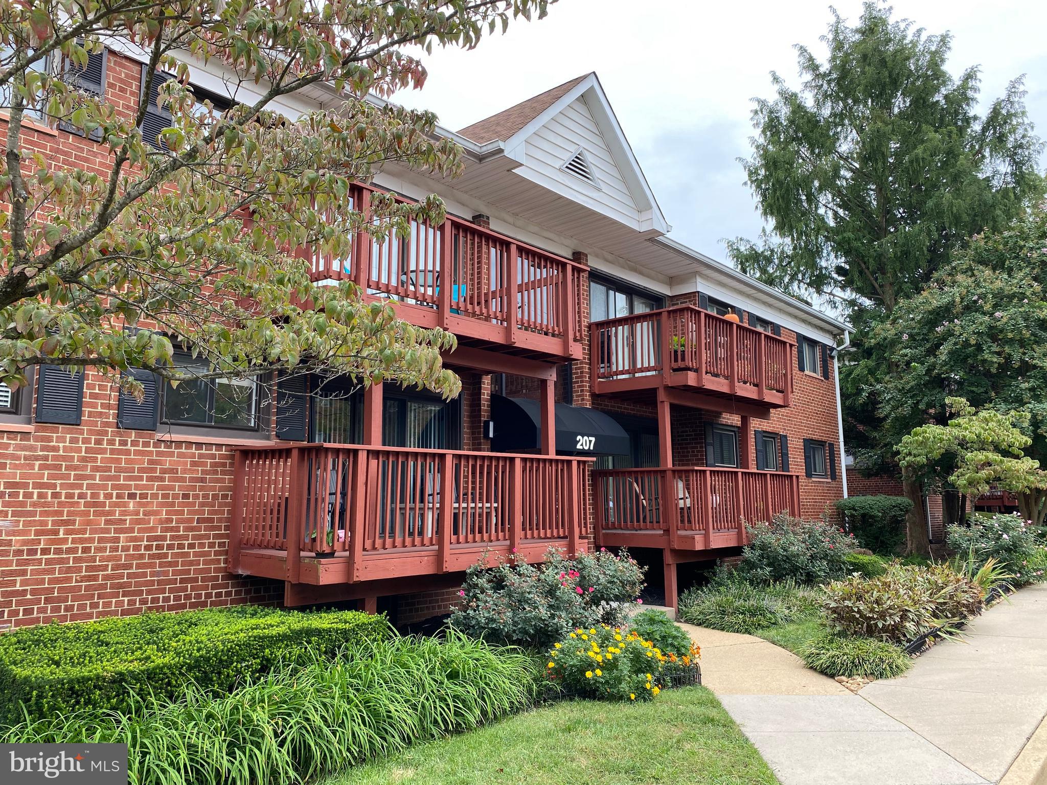 SEMINARY WALK - Residential