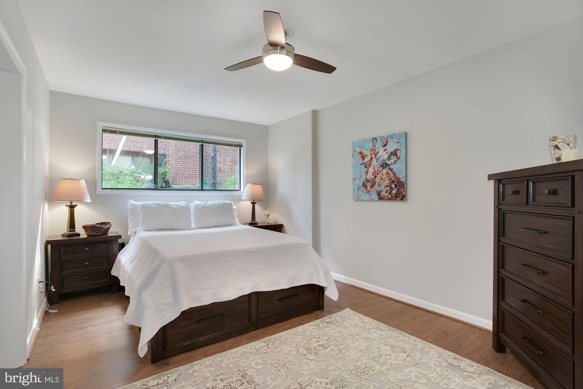 SEMINARY WALK - Residential