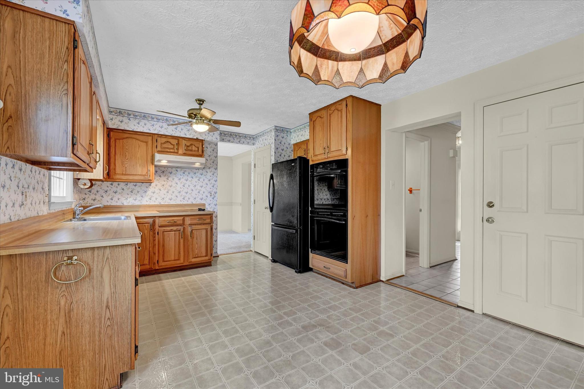 SOUTH HAMPTON - Residential