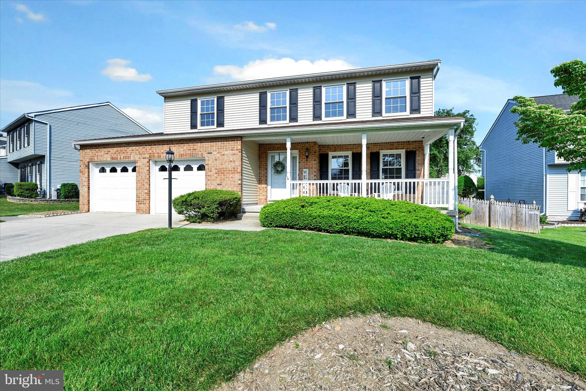 SOUTH HAMPTON - Residential