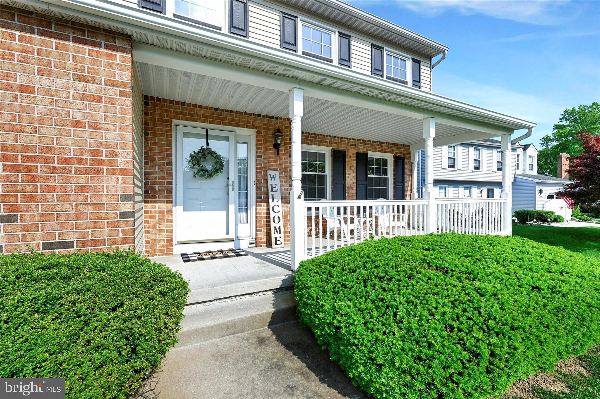 SOUTH HAMPTON - Residential