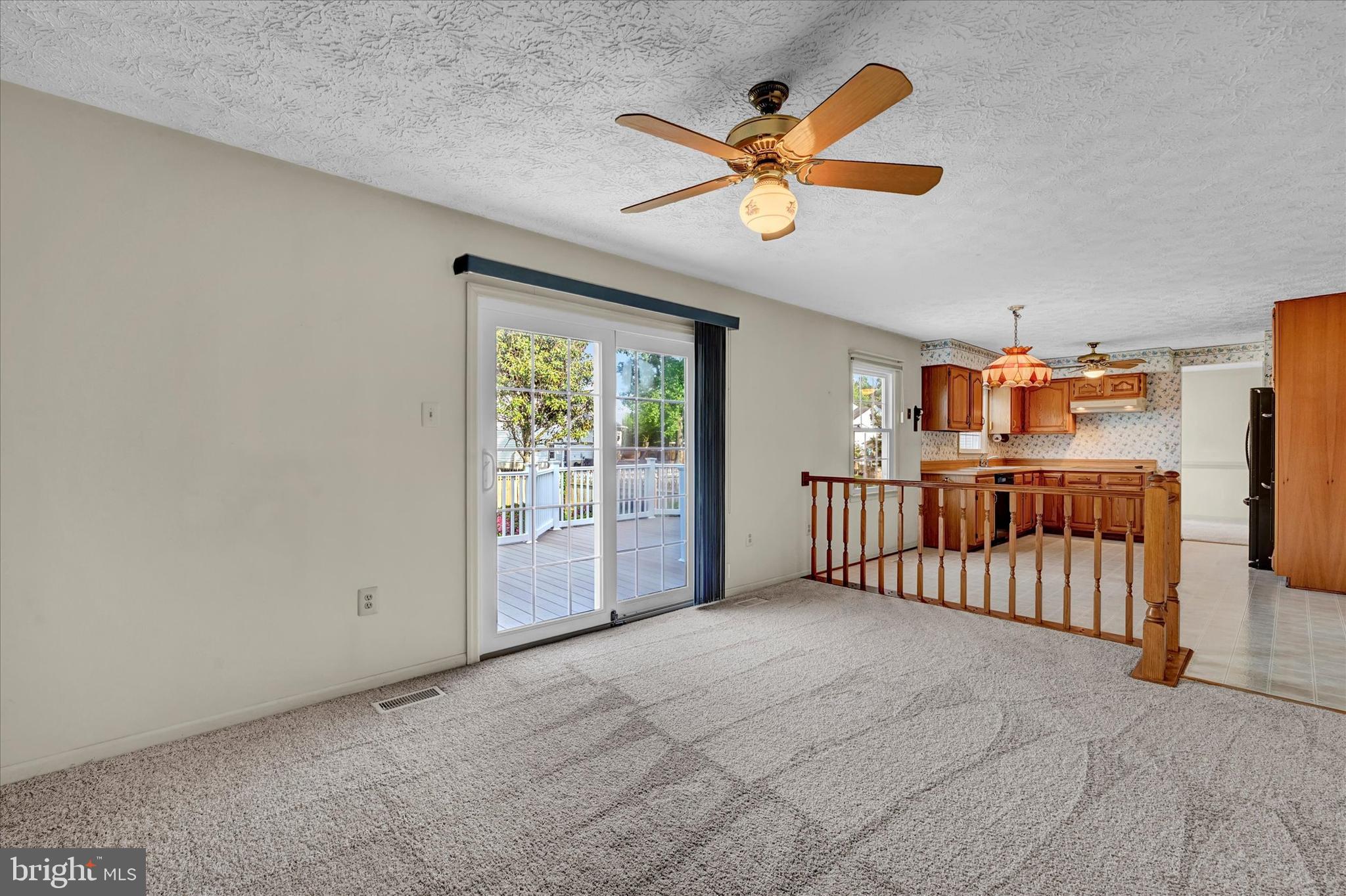 SOUTH HAMPTON - Residential