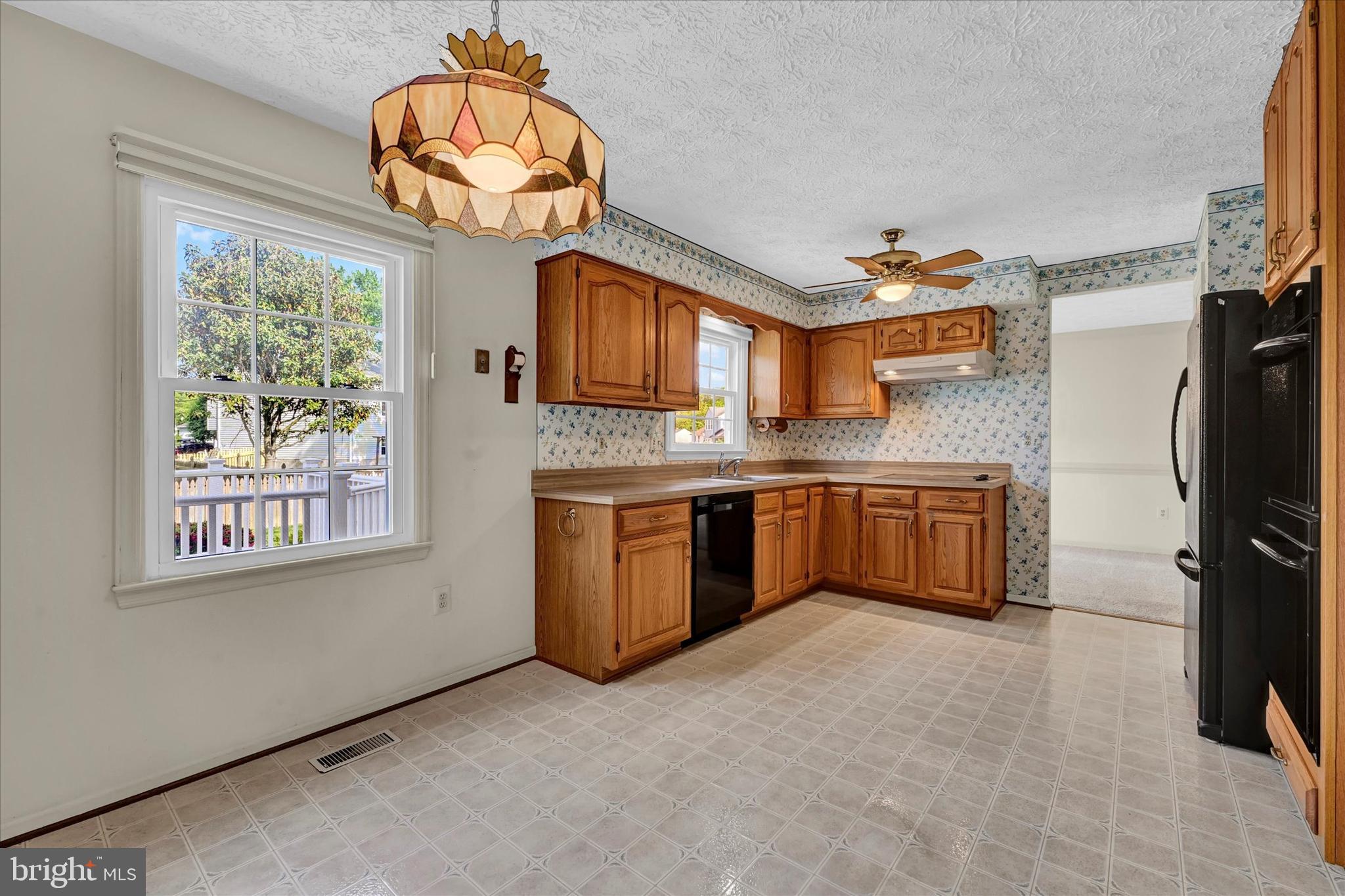 SOUTH HAMPTON - Residential