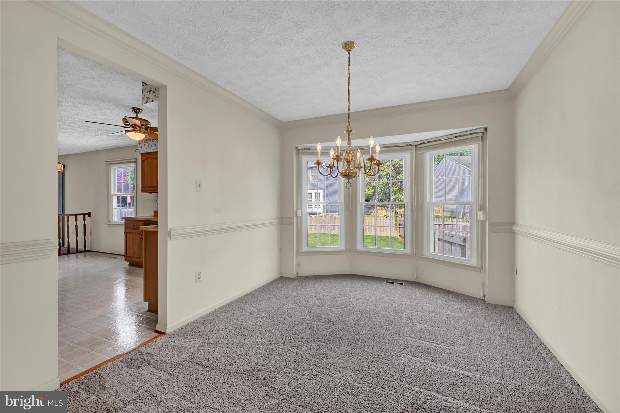 SOUTH HAMPTON - Residential