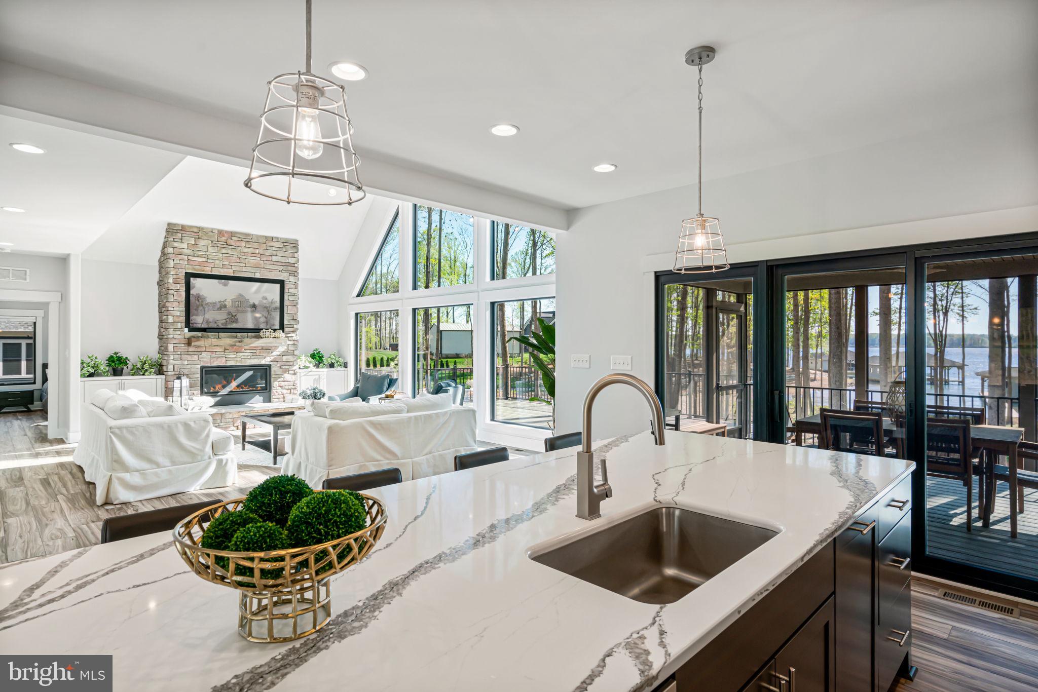 ANNA VISTA - Residential