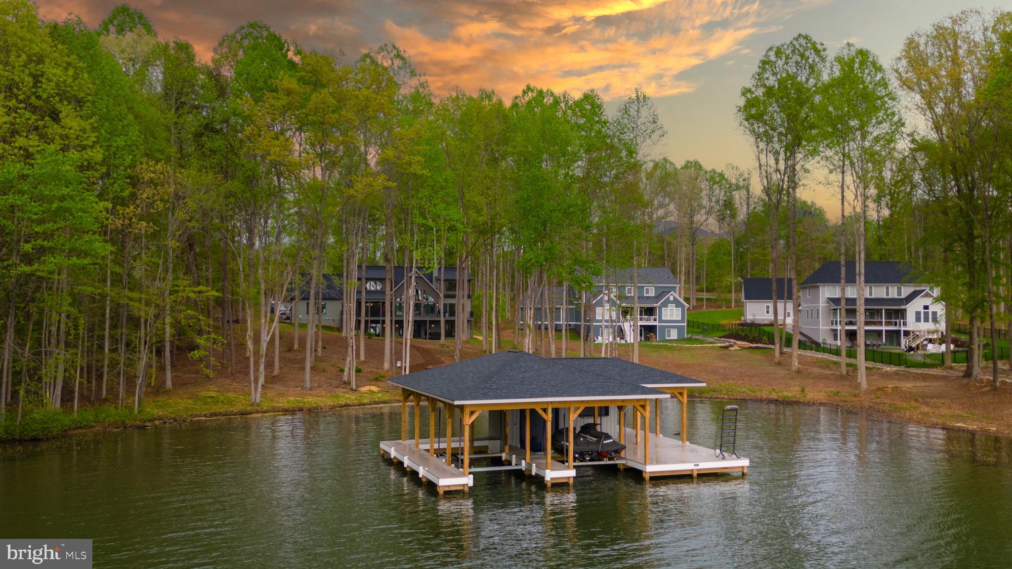 ANNA VISTA - Residential