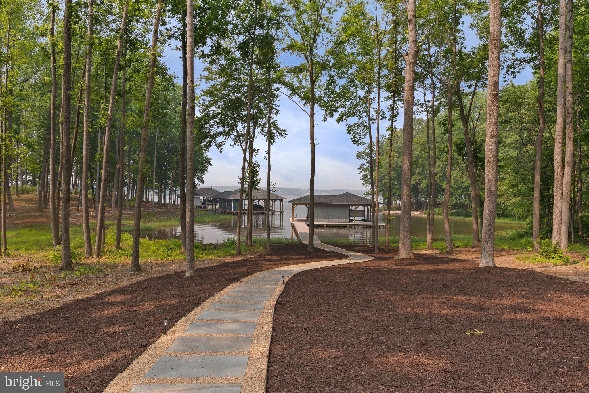 ANNA VISTA - Residential