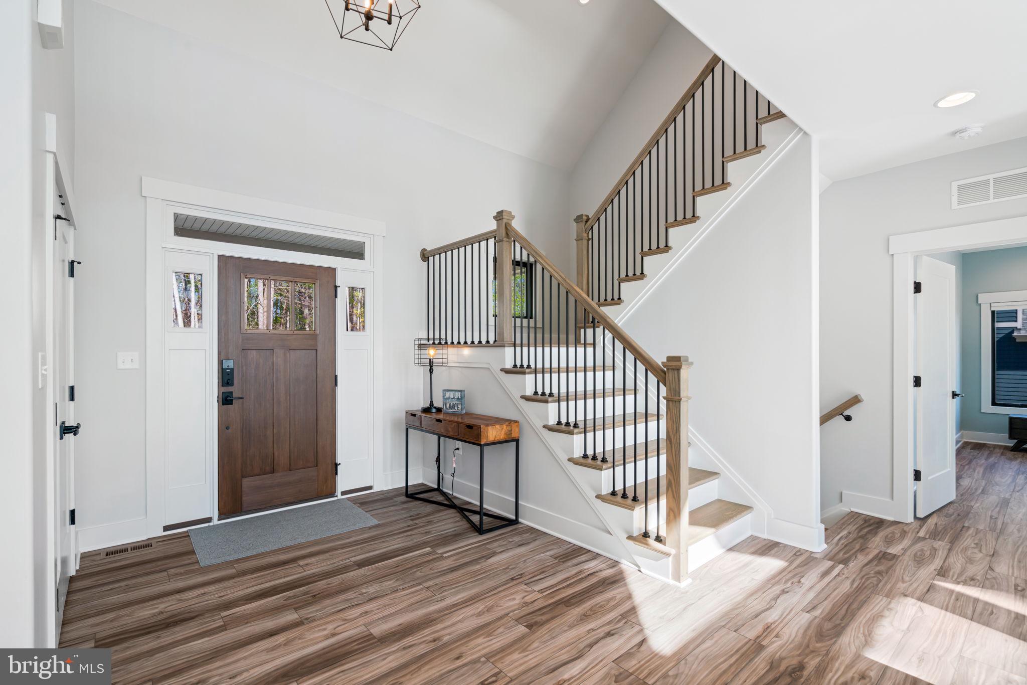 ANNA VISTA - Residential