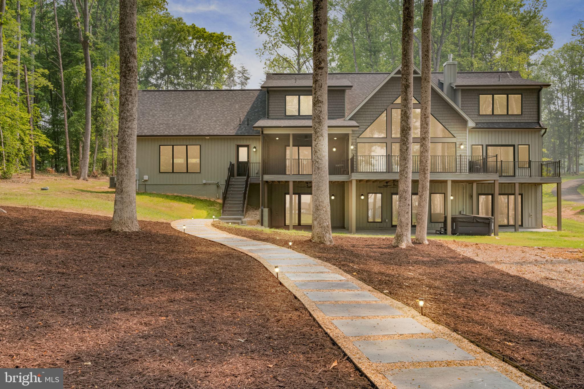 ANNA VISTA - Residential