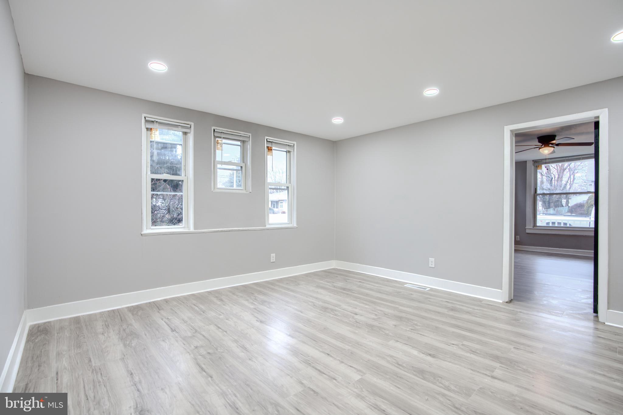 3807 FLEETWOOD AVENUE 1