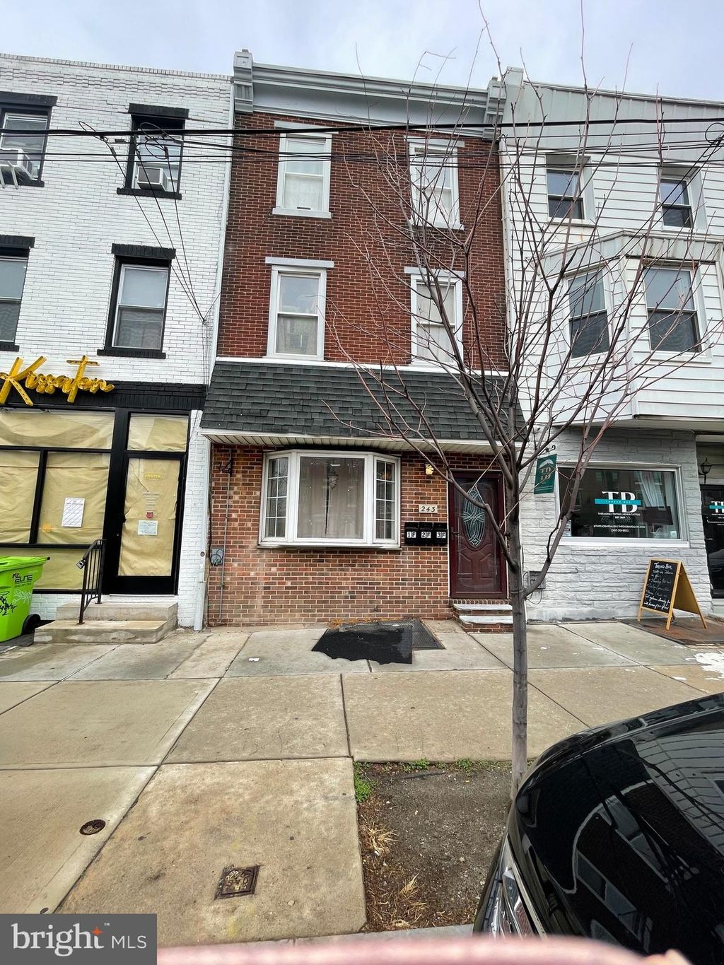 Photo of 243 E Girard Avenue #1ST FL, PHILADELPHIA, PA 19125 (MLS # PAPH2557606)