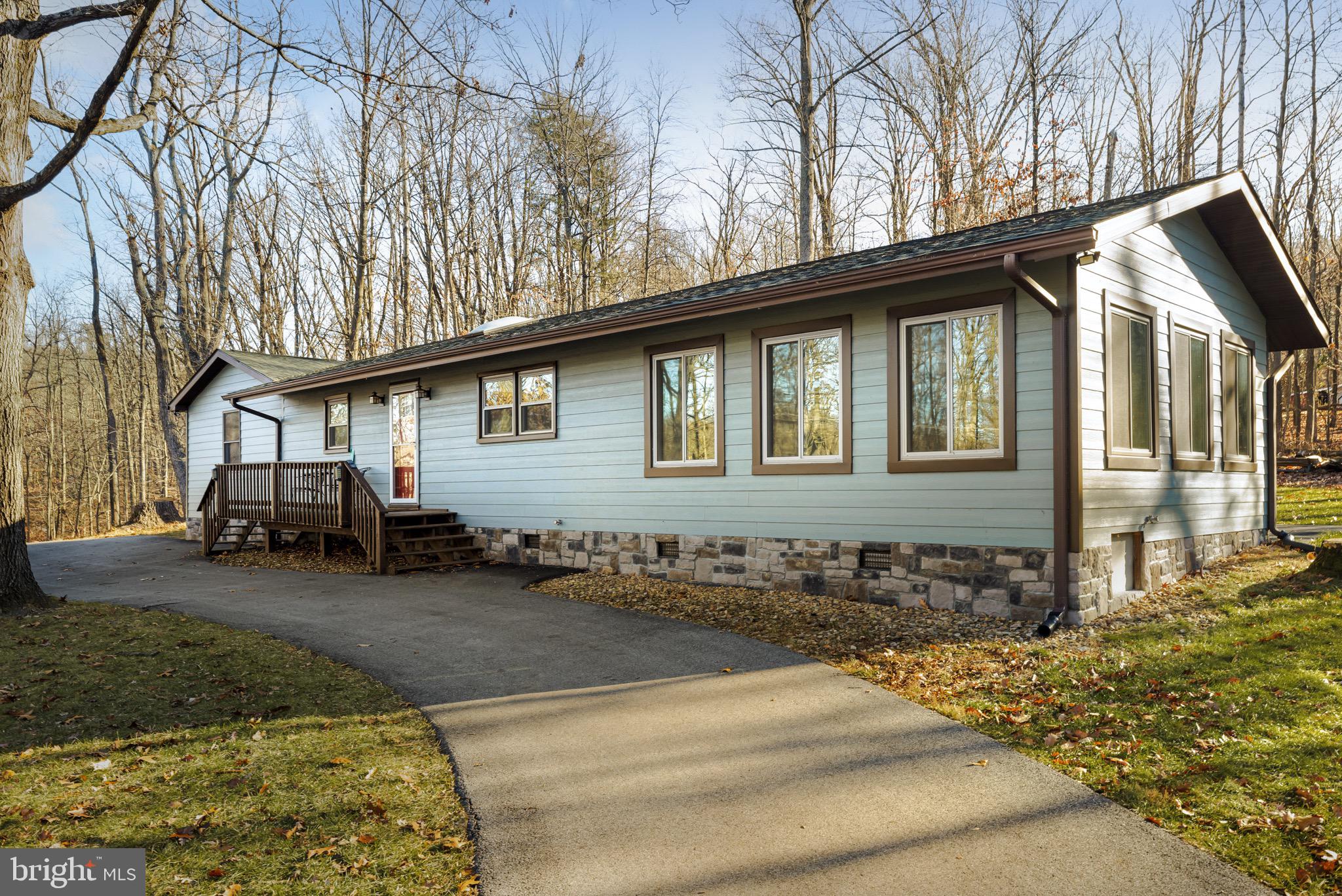 RIVER VIEW PARK - Residential Lease