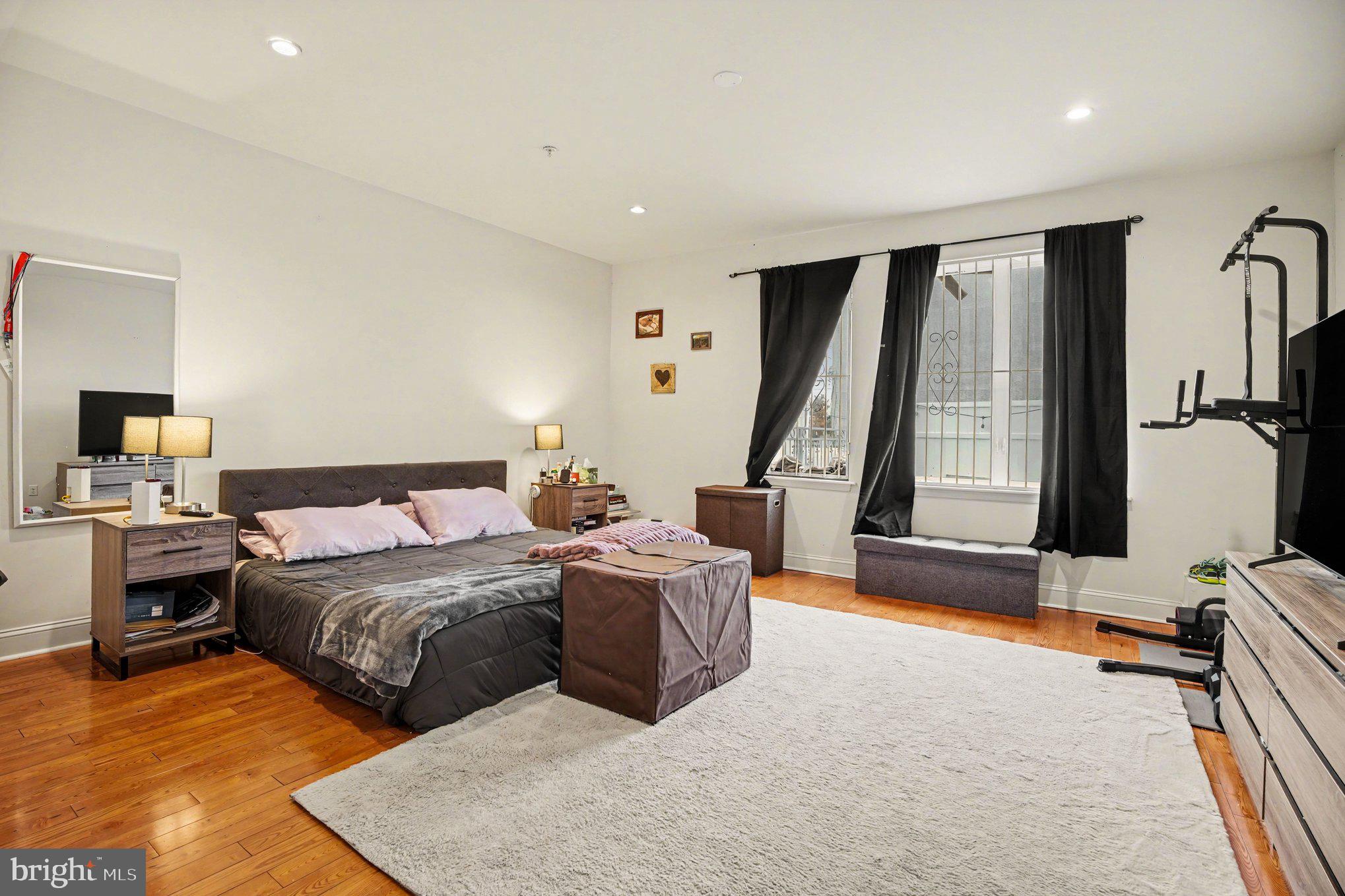 POPLAR - Residential