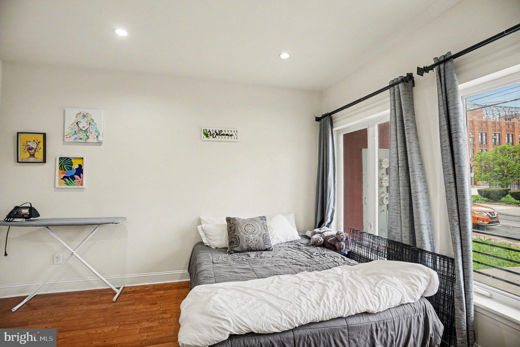 POPLAR - Residential