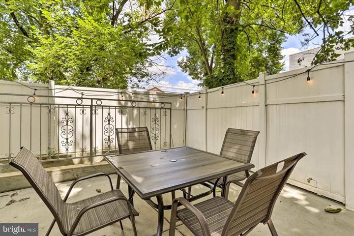 POPLAR - Residential