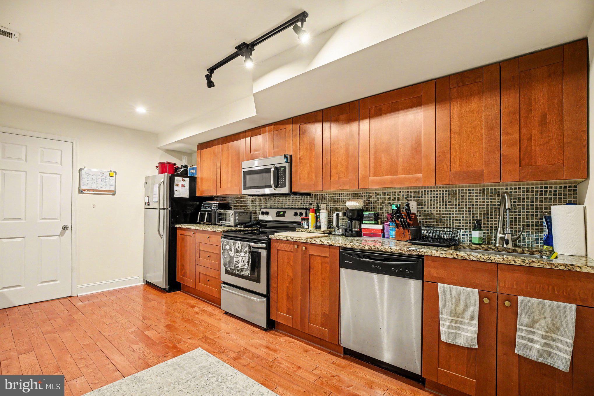 POPLAR - Residential