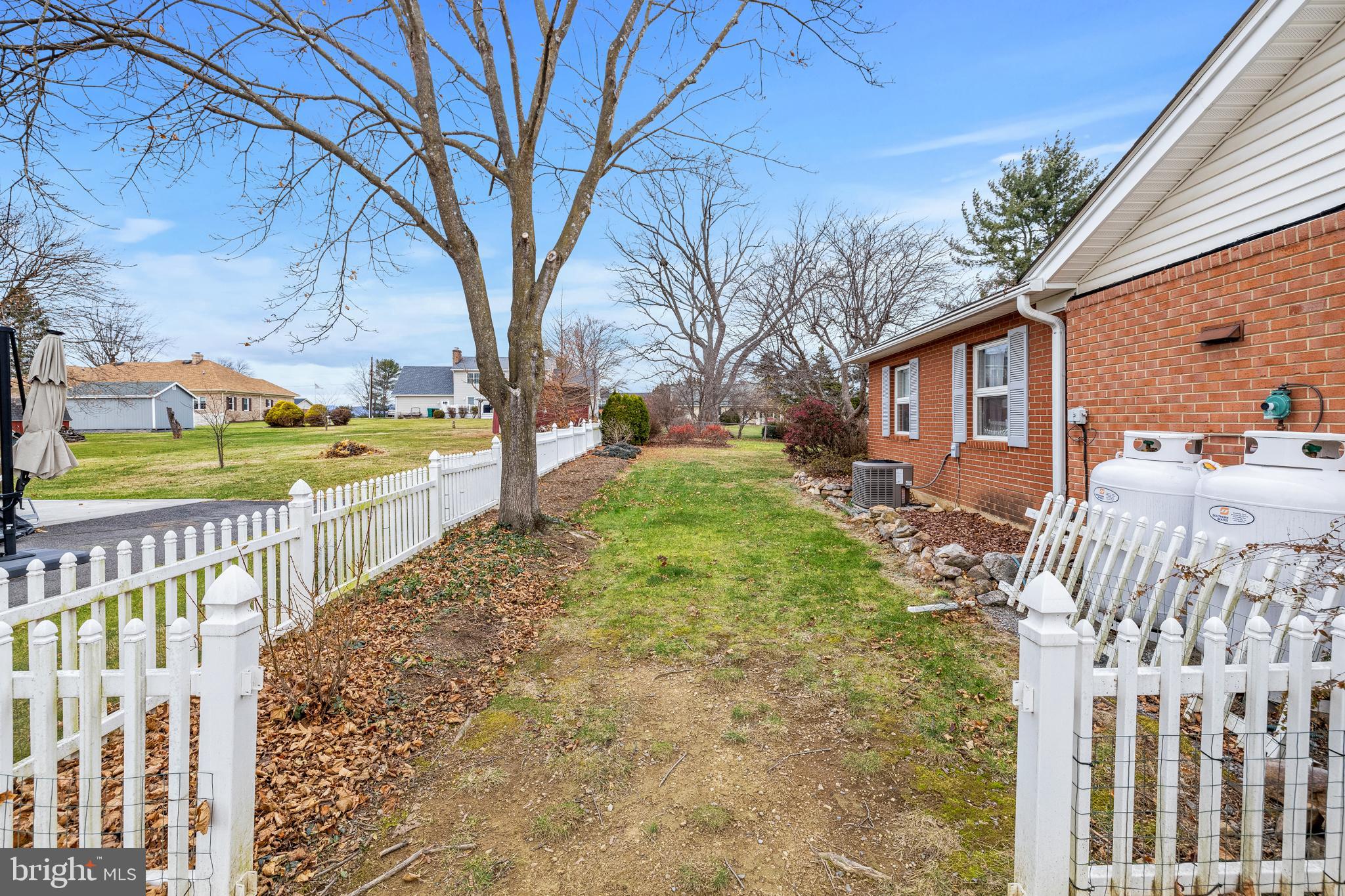 CRESTVIEW HEIGHTS - Residential