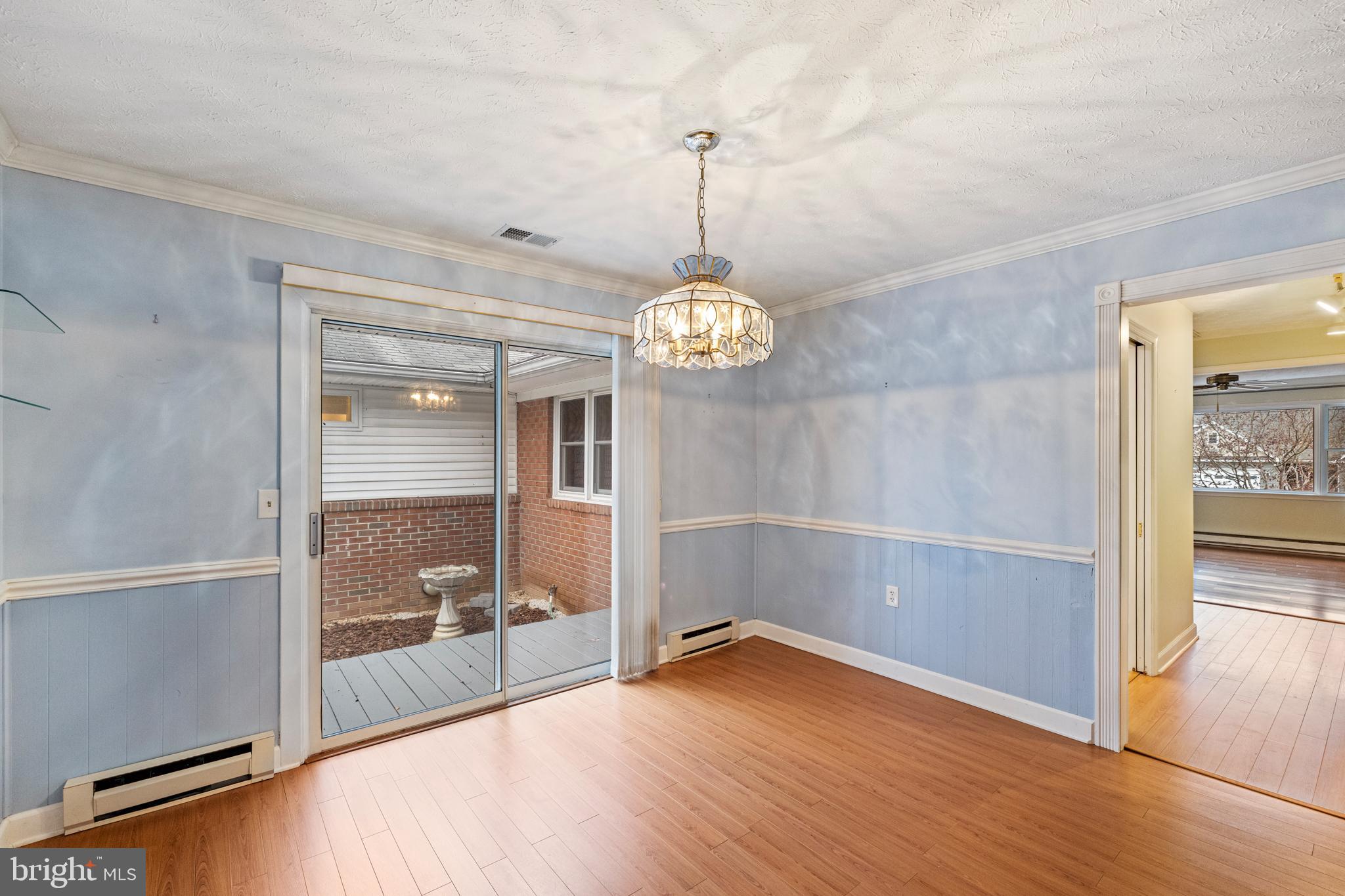 CRESTVIEW HEIGHTS - Residential