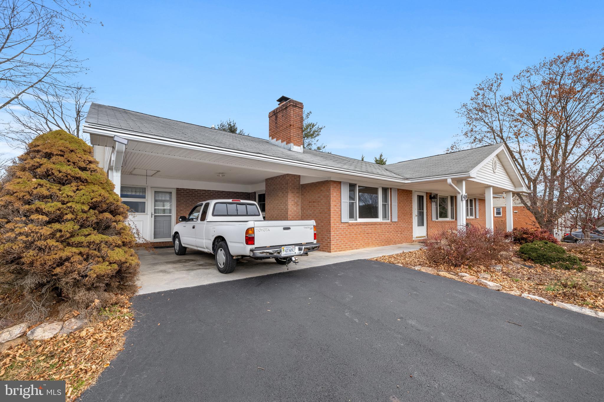 CRESTVIEW HEIGHTS - Residential