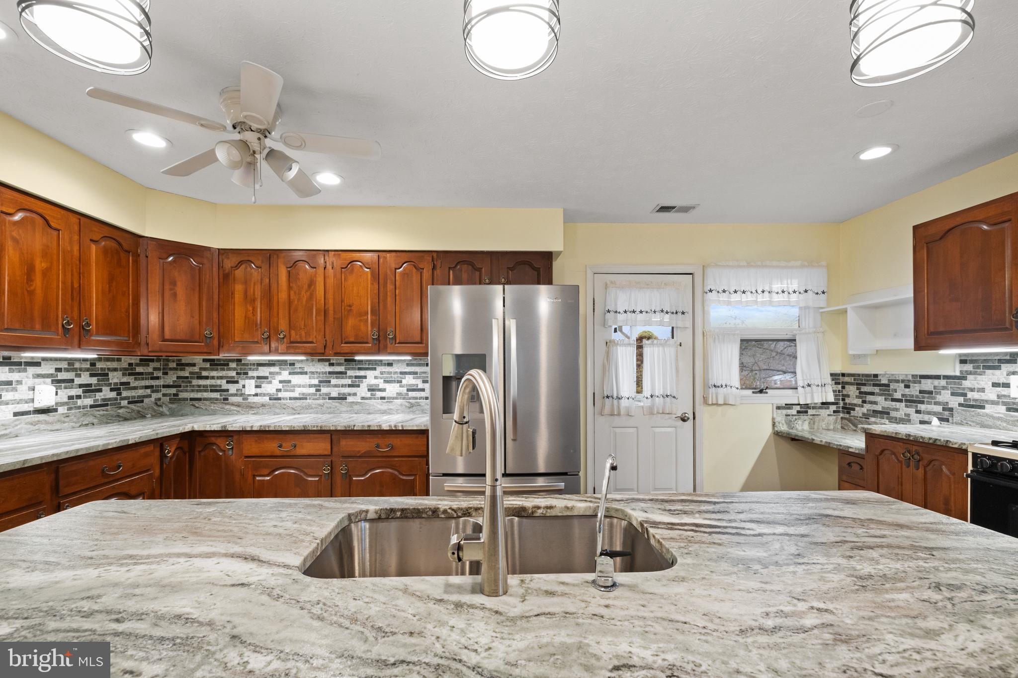 CRESTVIEW HEIGHTS - Residential