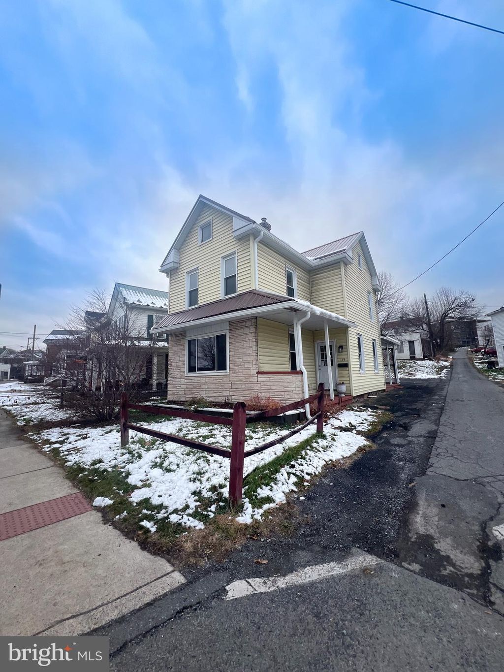 Photo of 119 S Walnut Street, LEWISTOWN, PA 17044 (MLS # PAMF2052710)
