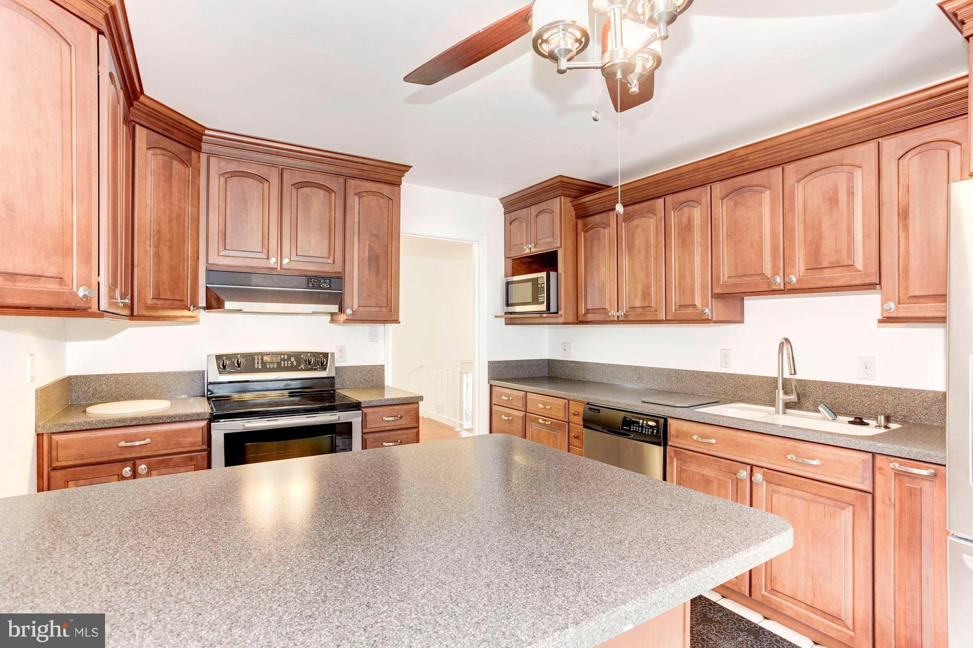 DALE CITY - Residential