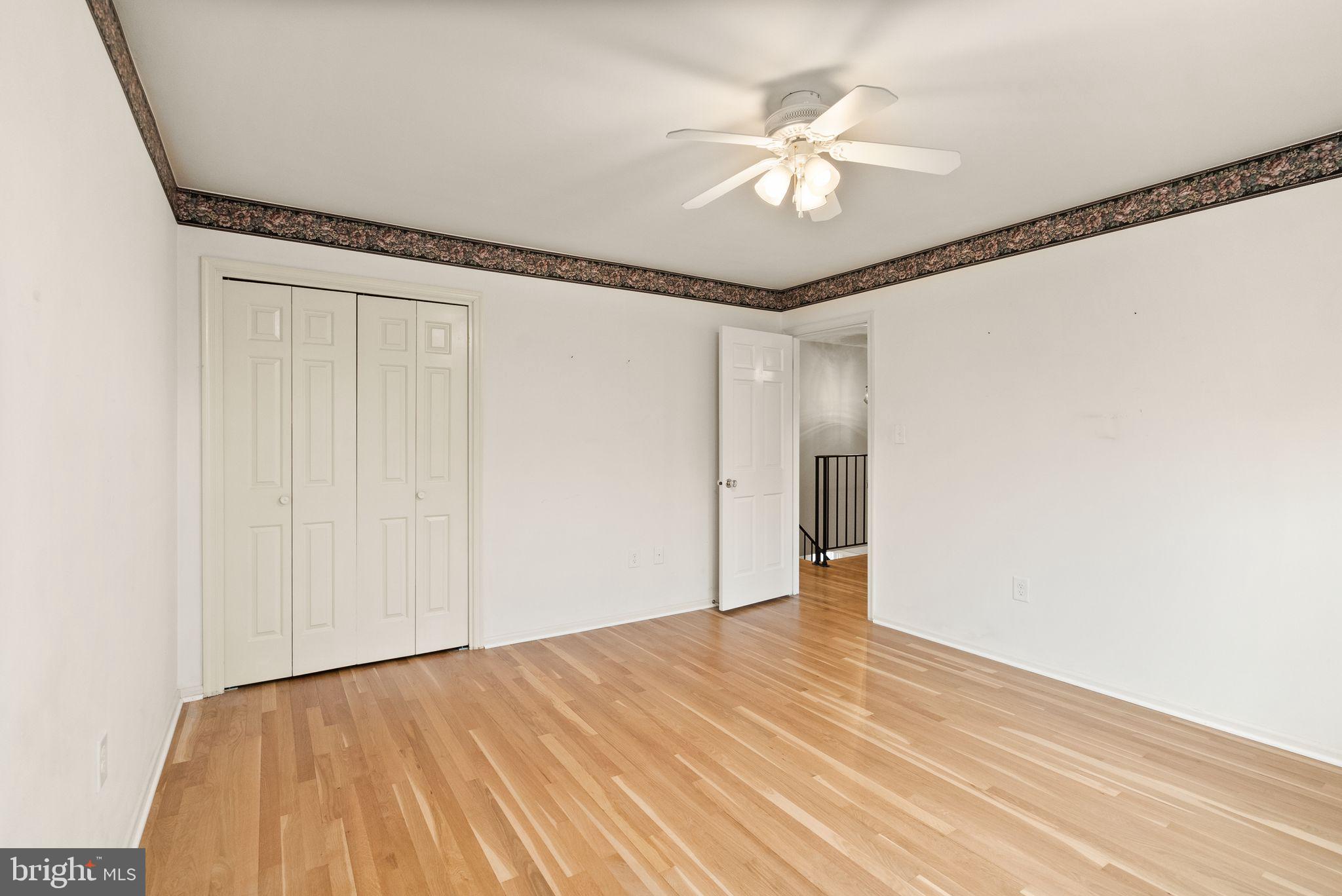 GREENWICH WOODS - Residential