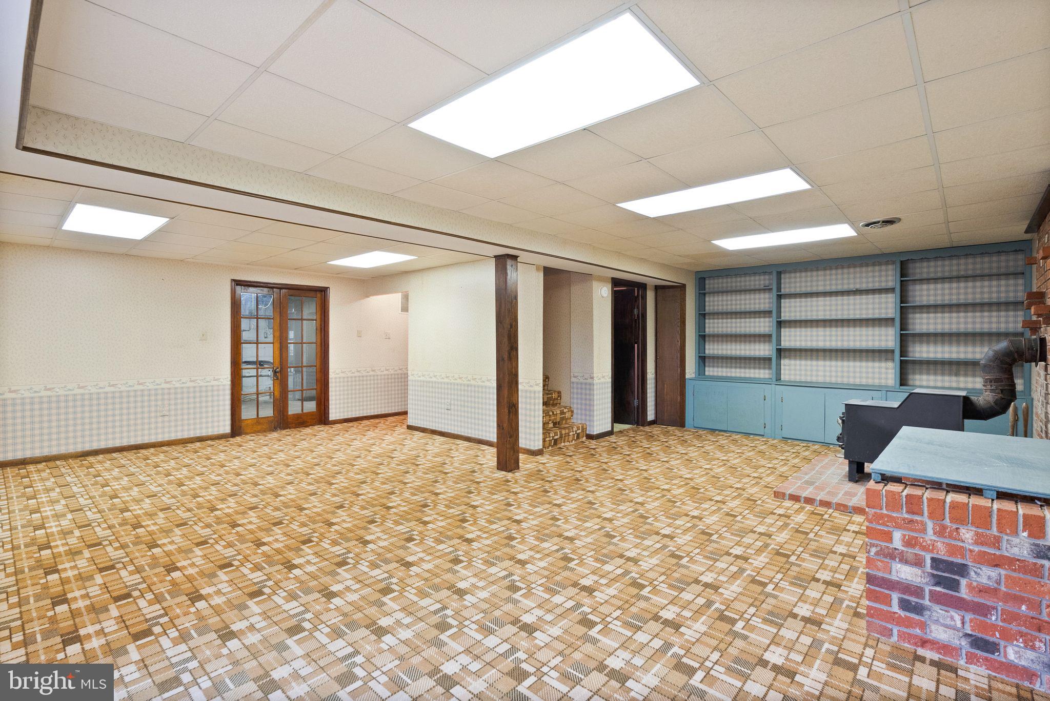 GREENWICH WOODS - Residential