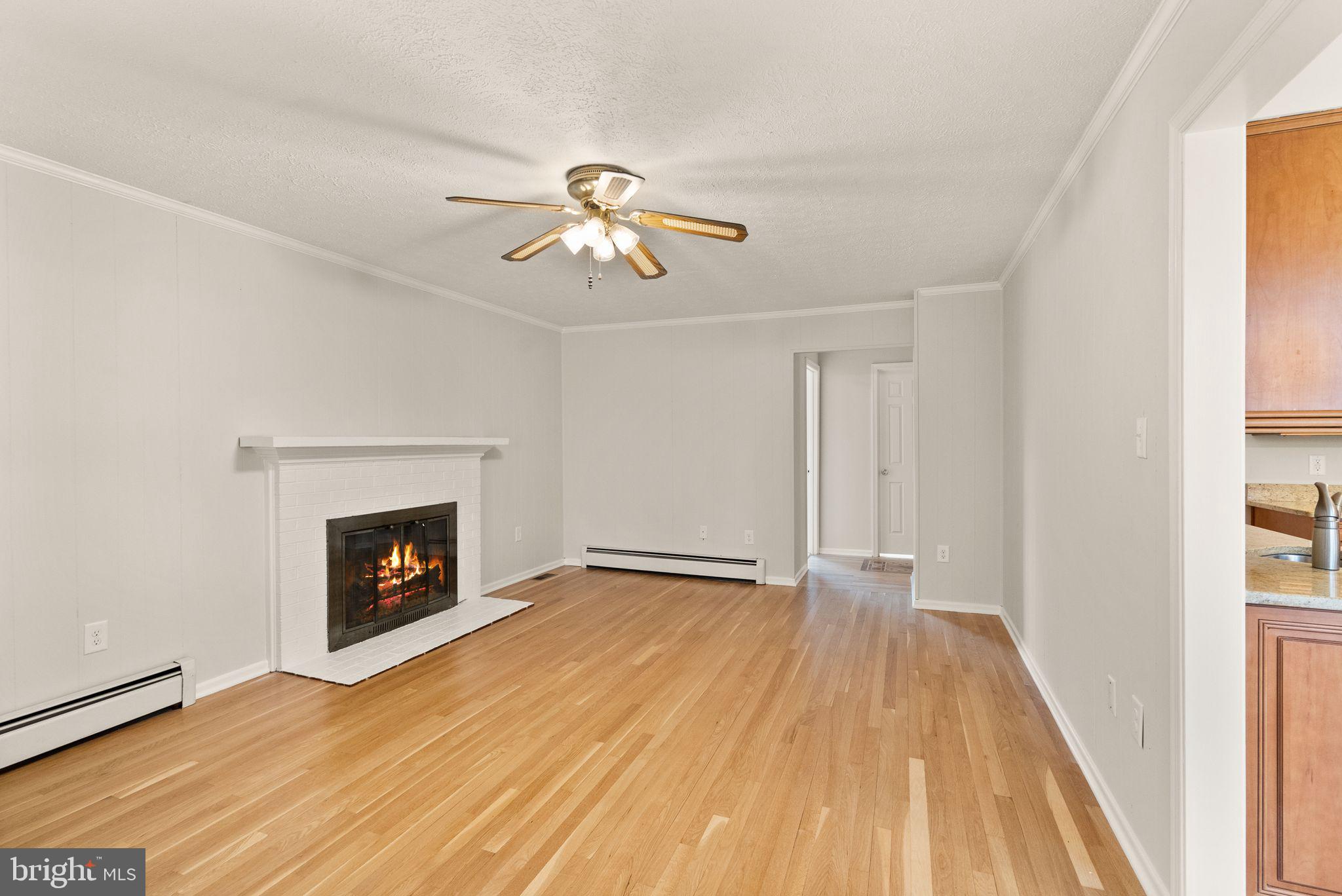 GREENWICH WOODS - Residential