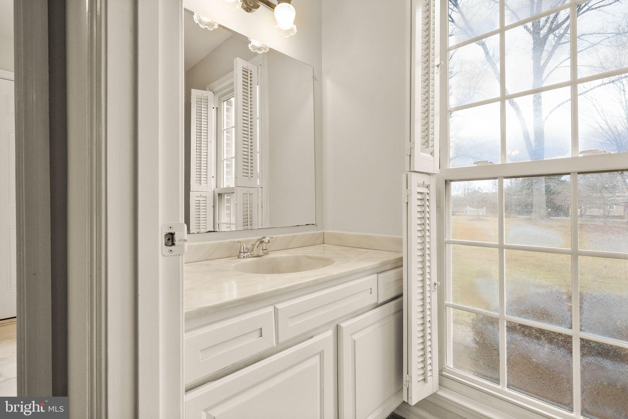 GREENWICH WOODS - Residential