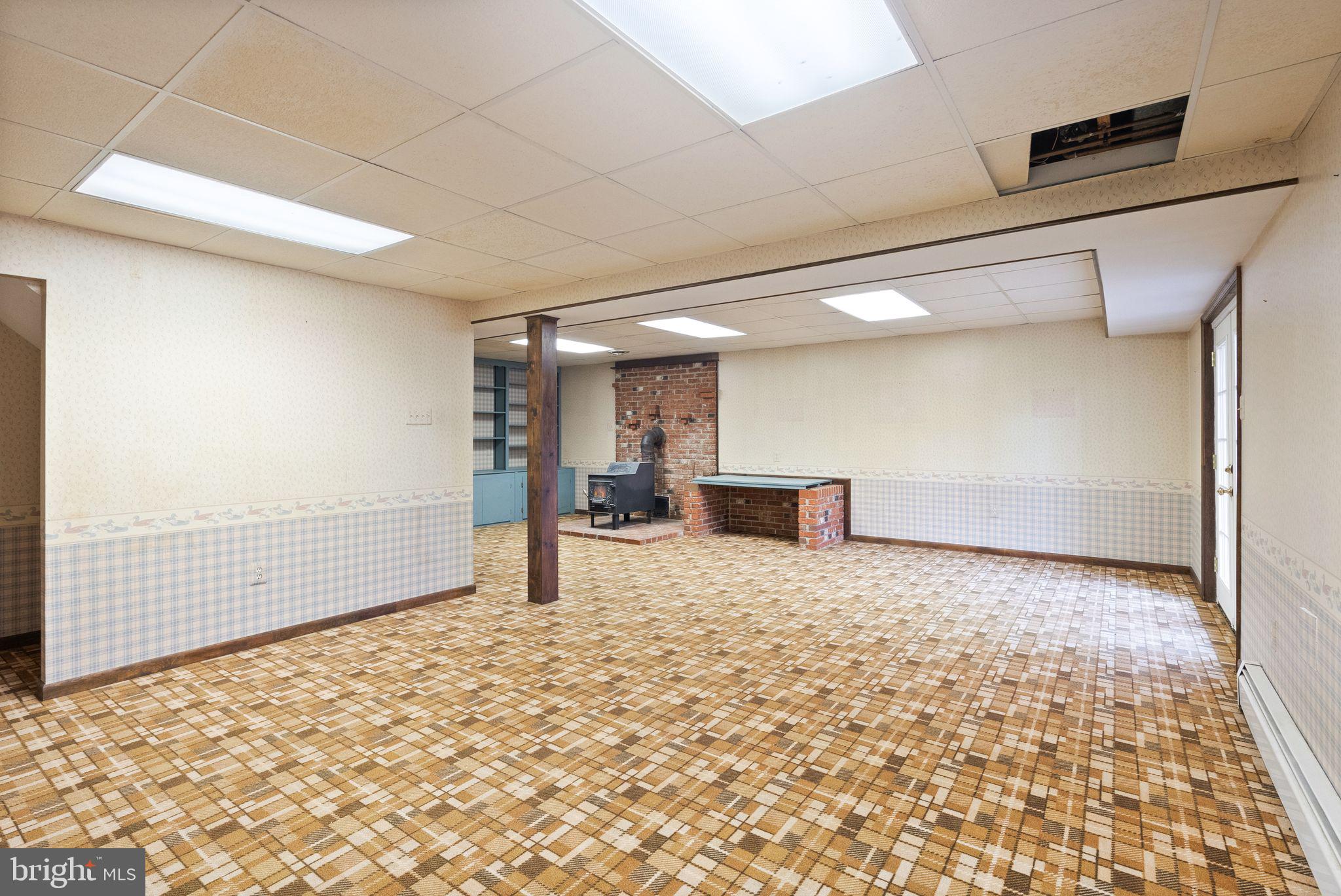 GREENWICH WOODS - Residential