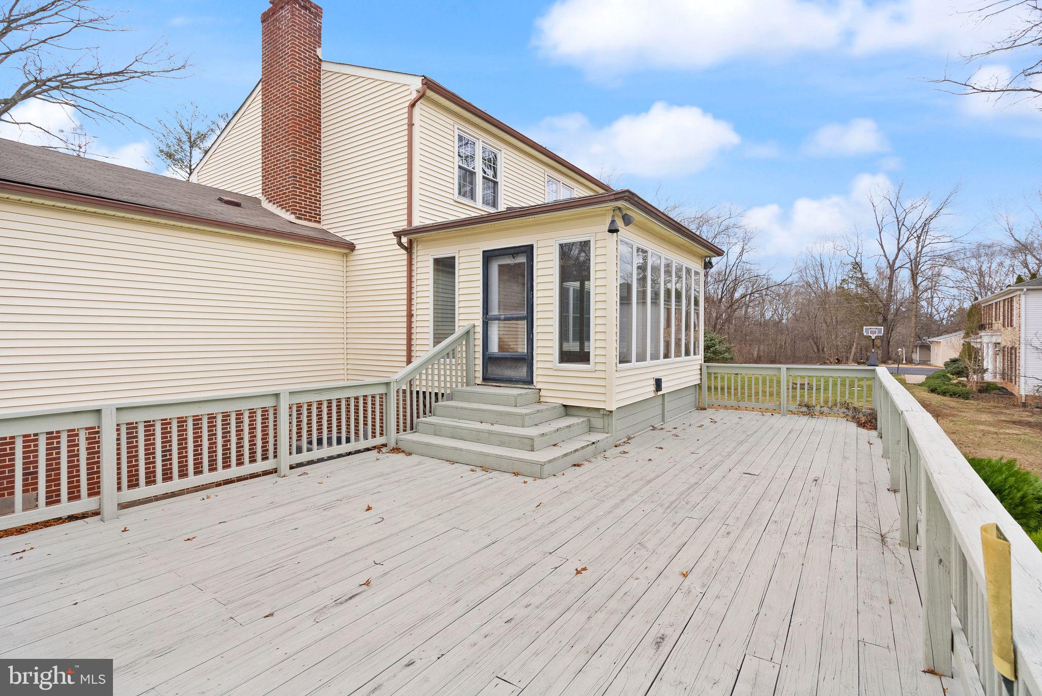 GREENWICH WOODS - Residential