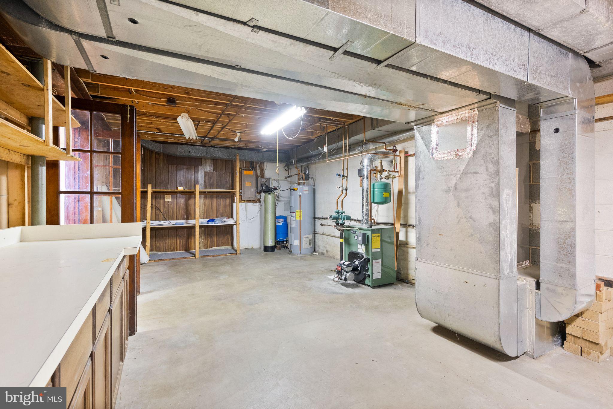 GREENWICH WOODS - Residential